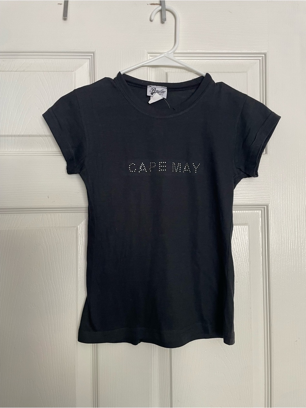 NWT Black "CAPE MAY" Rhinestone Tee Girls size M Crop and Tight Fit